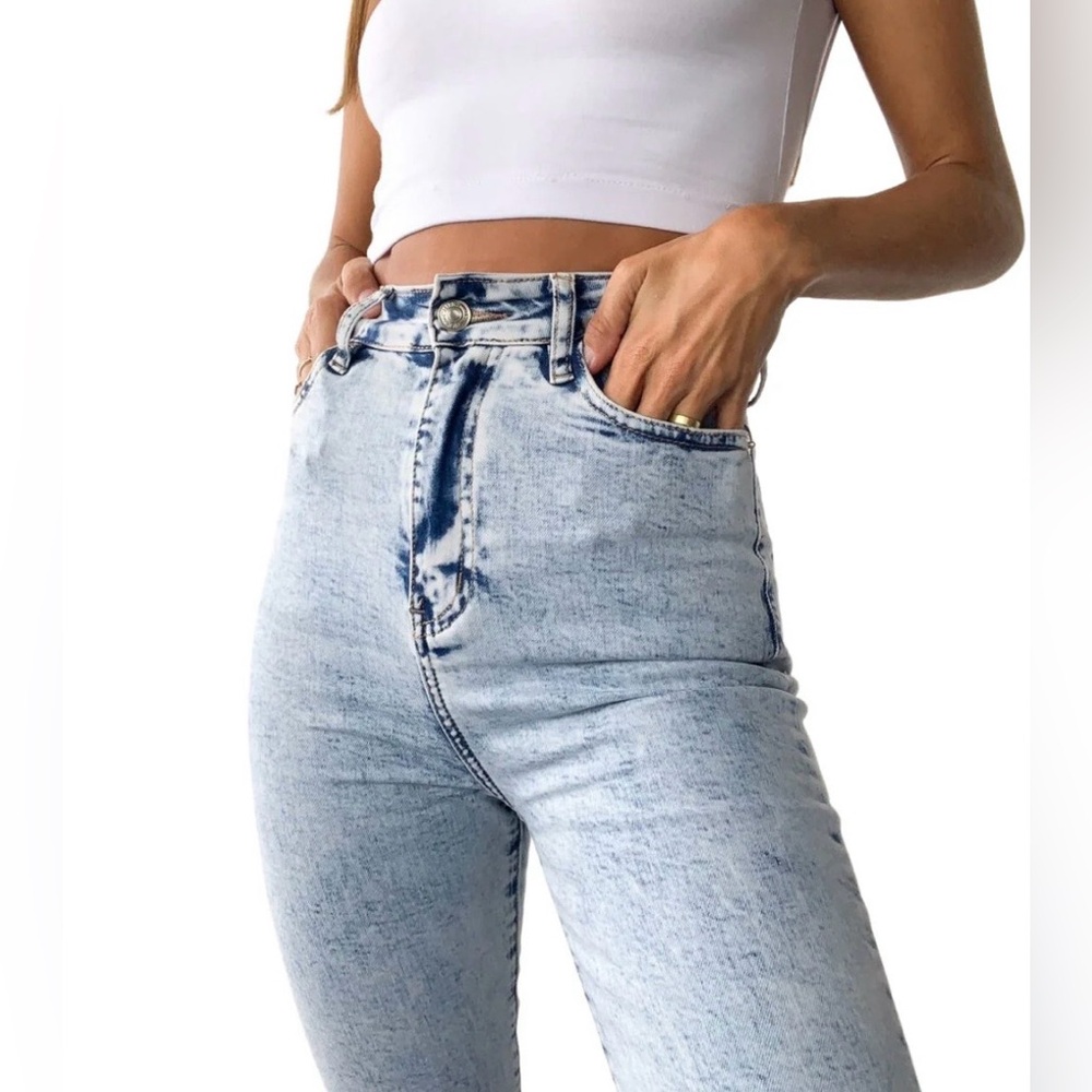 Chipre Ethos High-Rise Flattering Skinny Light Blue Denim Jeans